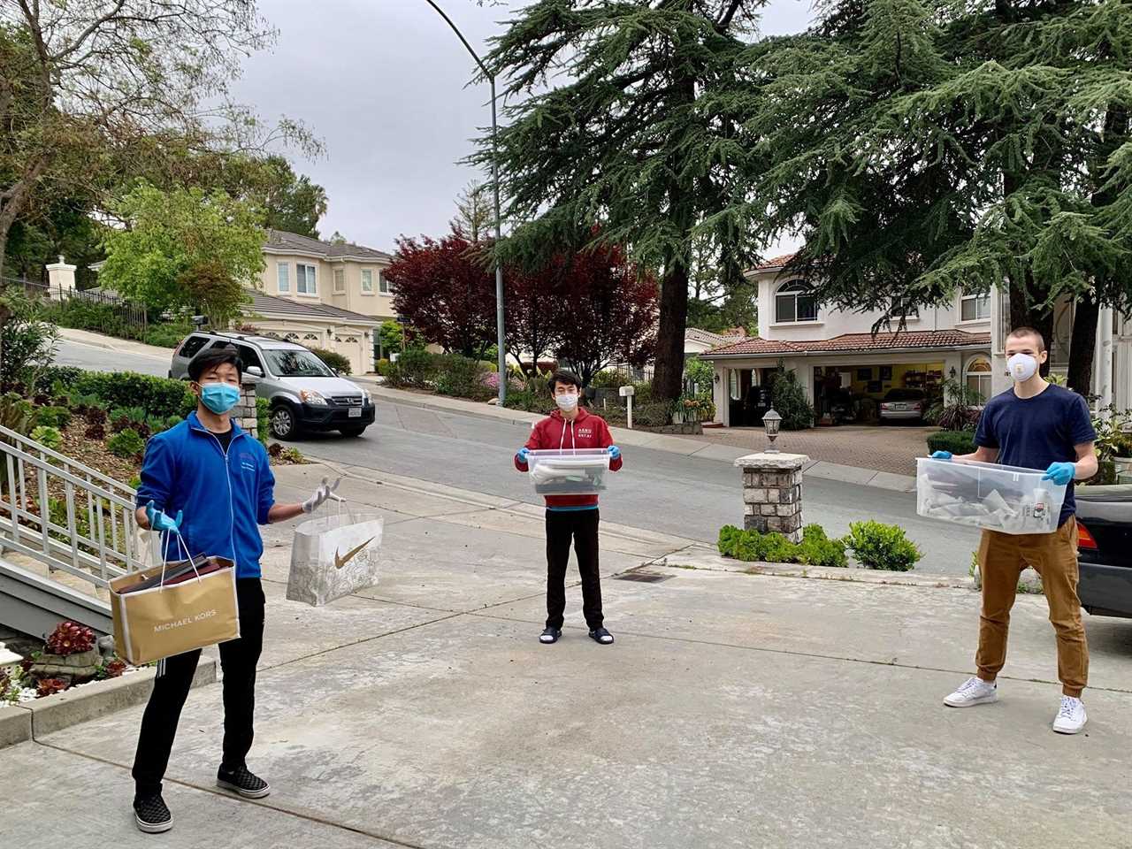 face shields students for hospitals