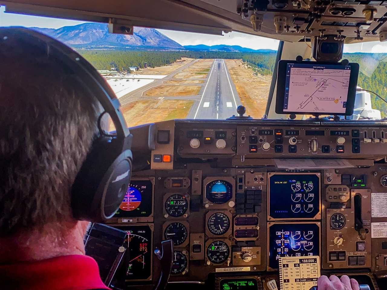 Inside the cockpit of Boeing 757 testbed aircraft — Honeywell Aerospace Boeing 757 testbed aircraft