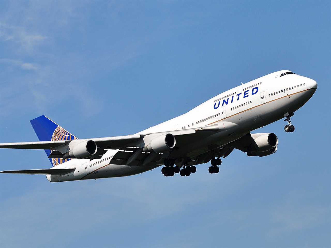 United Airlines 747.